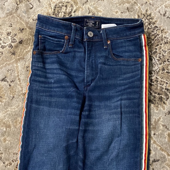 Abercrombie Simone High Rise Ankle - Picture 2 of 5